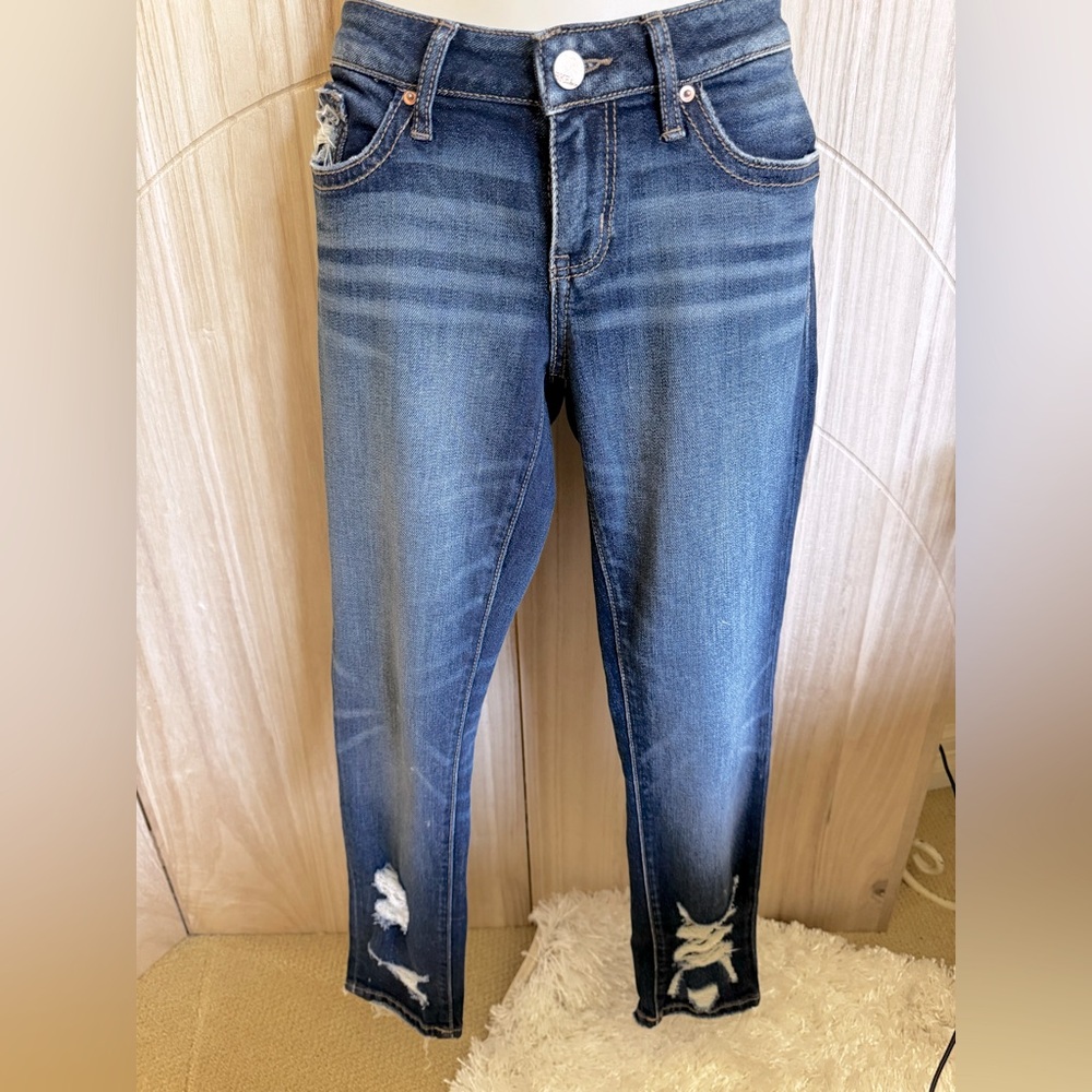 BKE distressed jeans